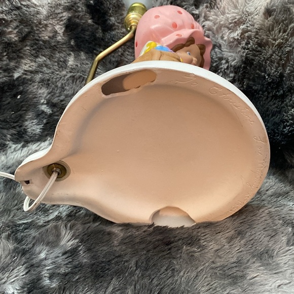 Vintage Doll in pink dress
 Table Lamp, 1983 - Picture 10 of 16